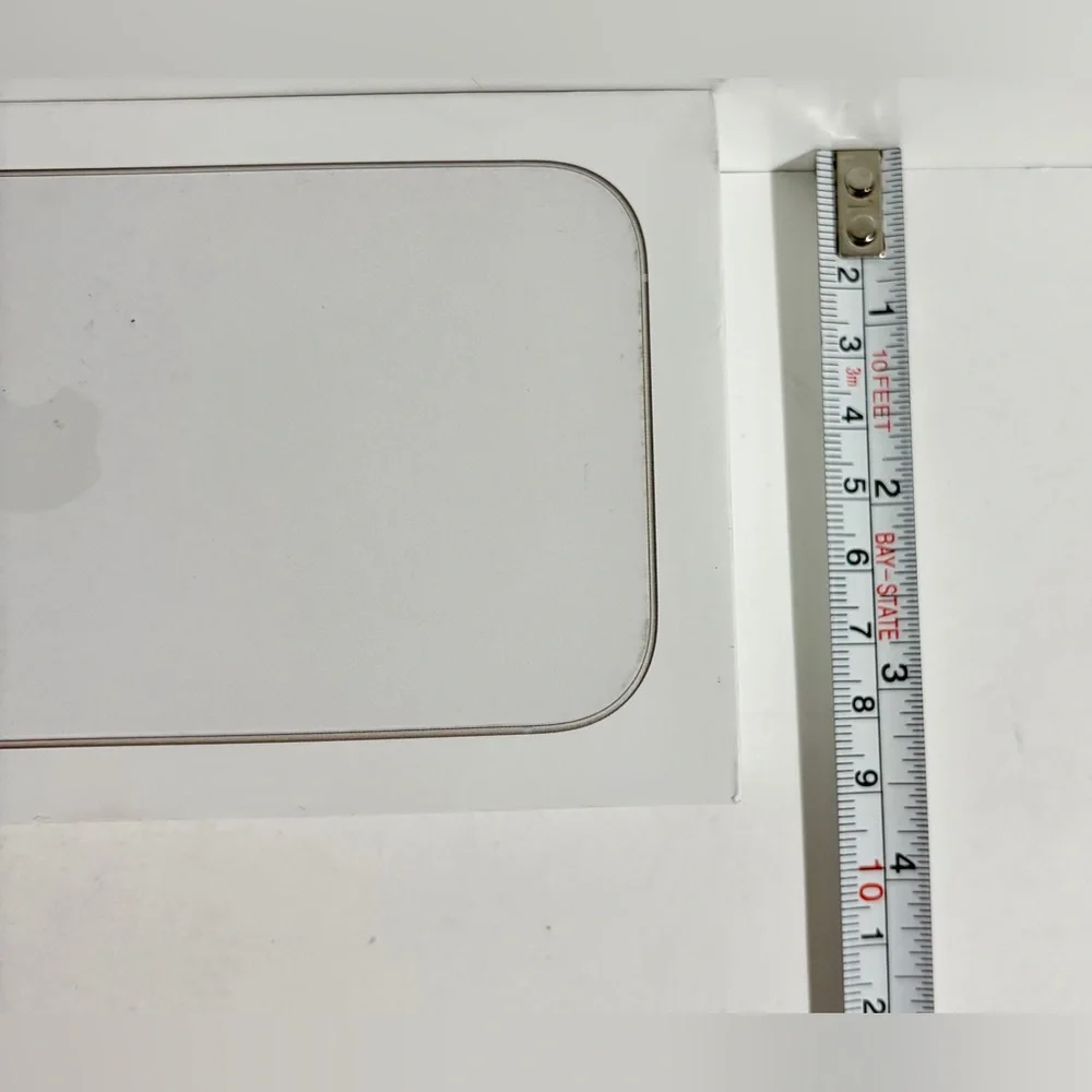 Apple iPhone 17 White 256GB Model A3258 EMPTY BOX ONLY Accessory Smartphone